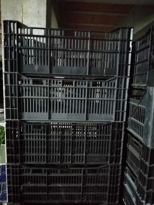 Caixas arrumação, empilháveis e resistentes 60*40*2464751407897474124