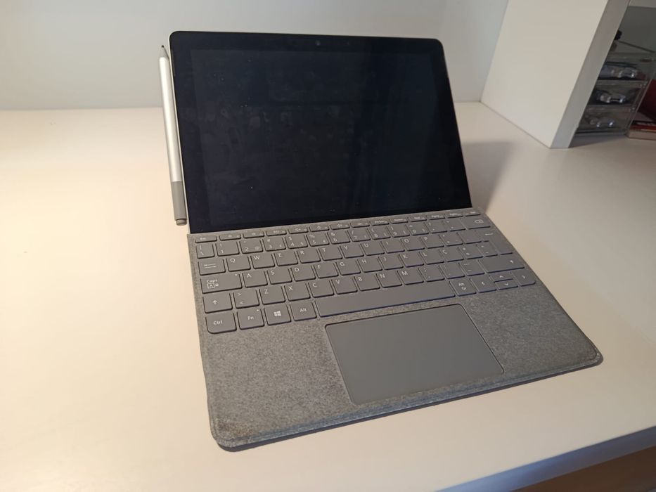 Computador Microsoft Surface Go