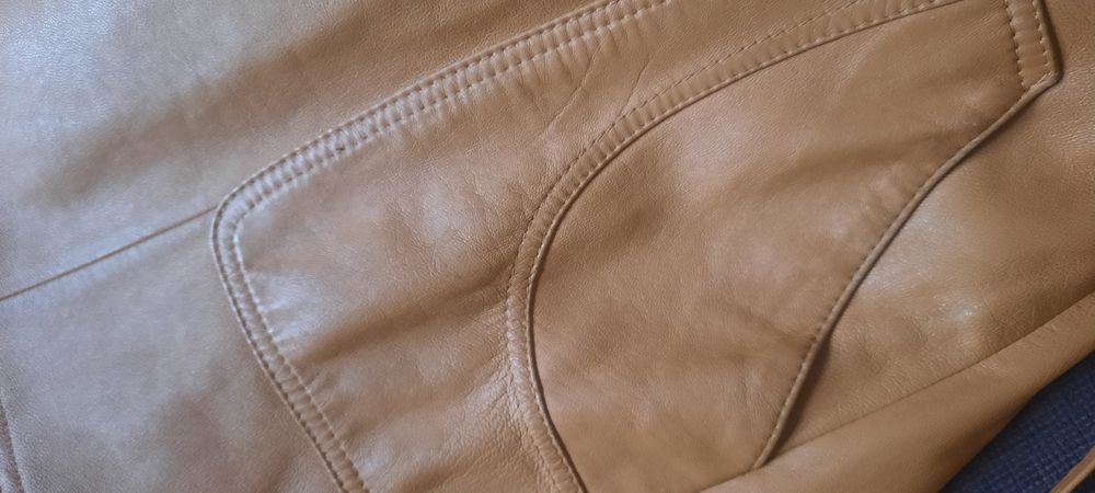 Płaszczyk skórzany r.36