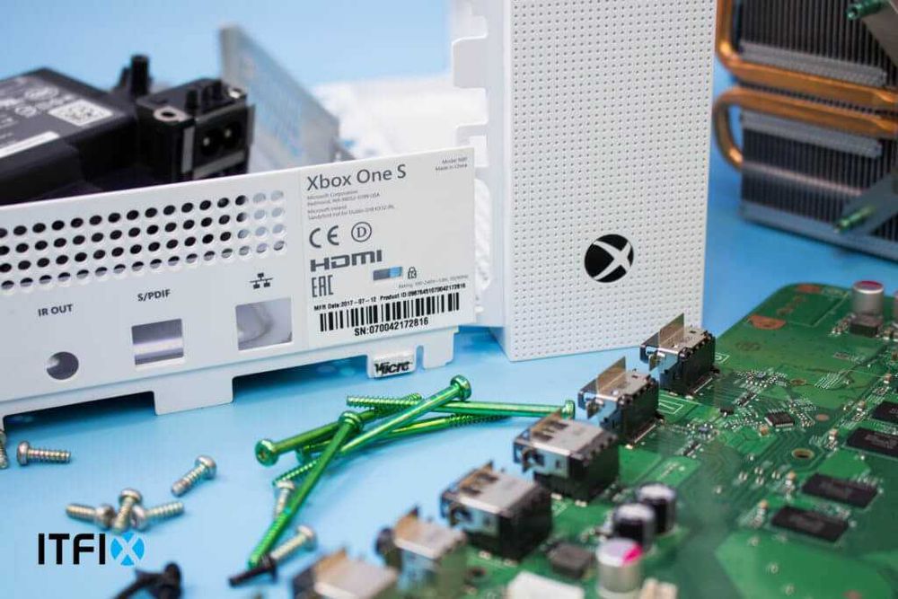 ITFIX Czyszczenie i naprawa konsol i padów PS4 PS5 Xbox Switch