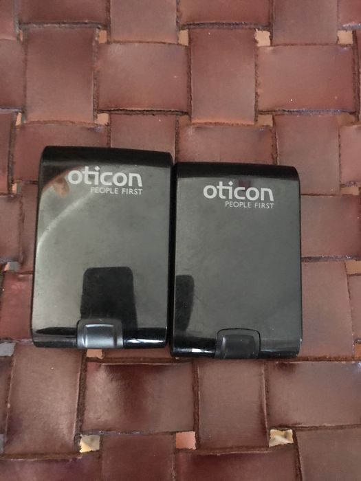 Aparelho auditivo nunca usado