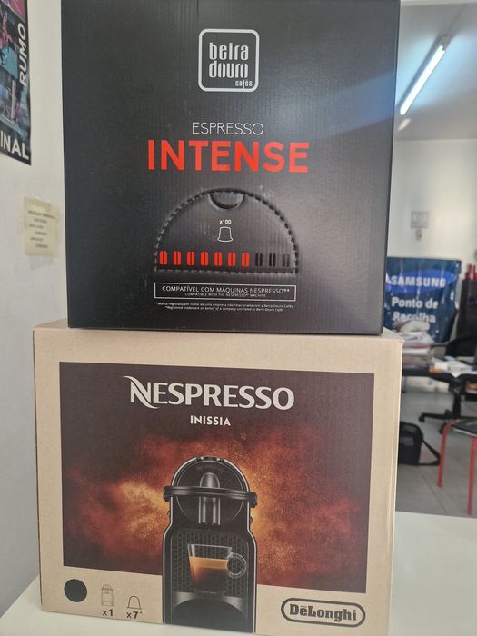 Nespresso Inissia nova, OFERTA de 100capsulas Beira Douro seladas