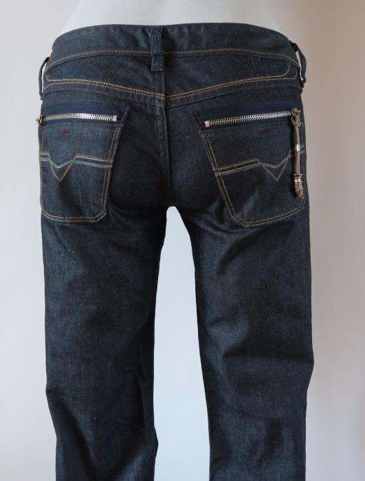 Diesel Lowky spodnie jeansy W29 L34 pas 2 x 42 cm