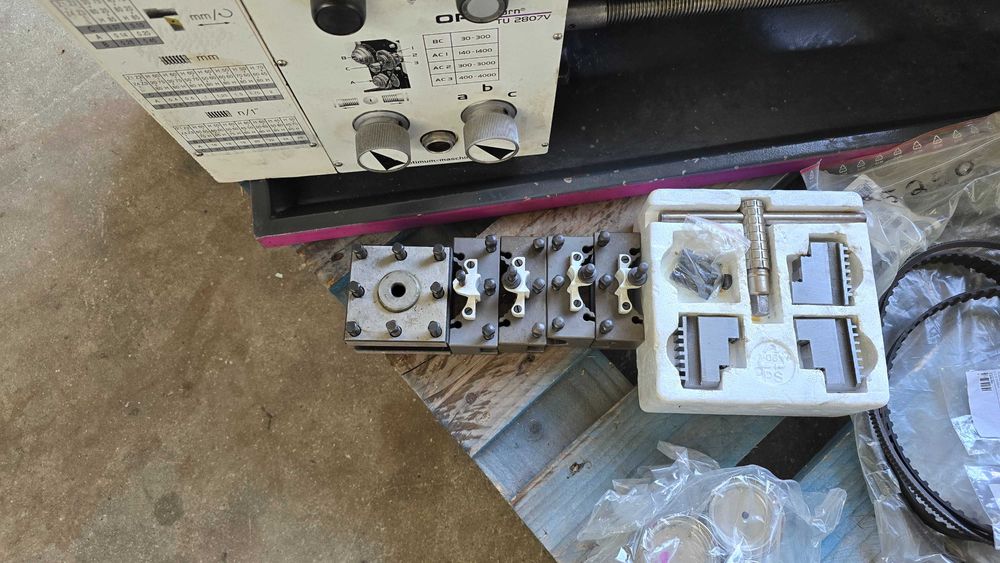 Torno Optimum TU 2807V Alimentação: 230V com Torreta Isofix – 2019