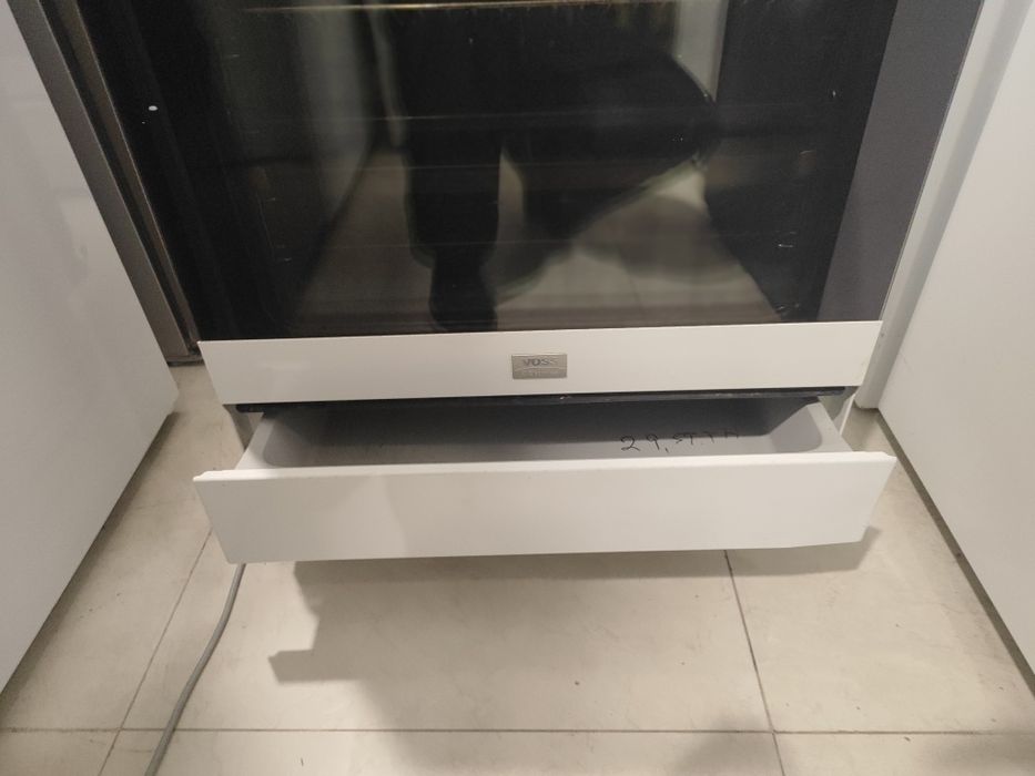 Індукційна піч Elecktrolux  EL113321-HV з Європи