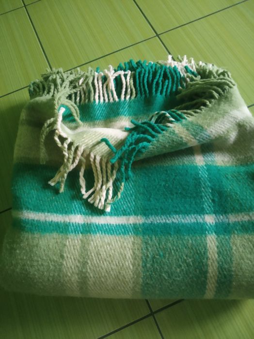 Плед,покривало із вовни