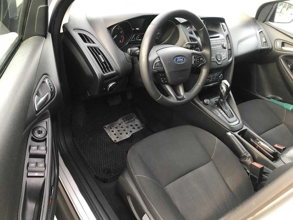 FORD FOCUS  2016 автомат
