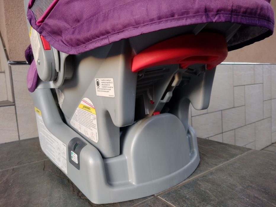 Fotelik Nosidełko Graco Disney / czyściutki, wyprany, stan -bdb