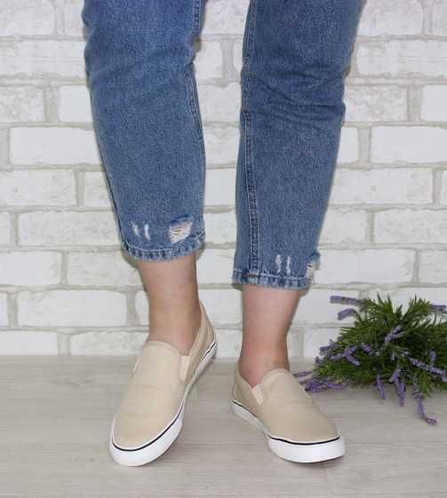 Жен.нов.слипы Розовые р40-39,устилка- 25.5см,+красные женс.штаны р40)