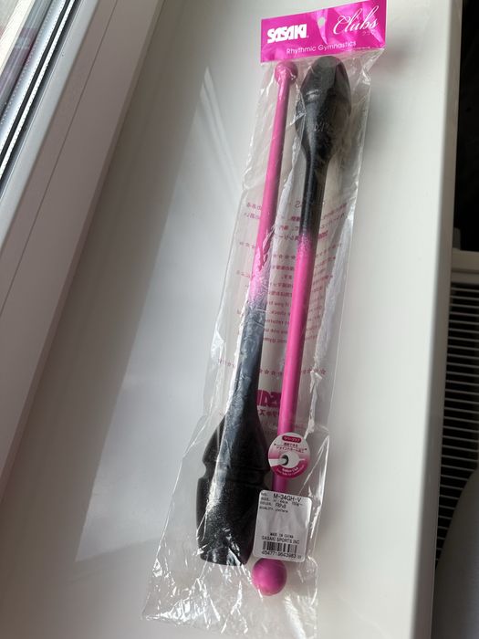 Булави Sasaki для художньої гімнастики 44 см