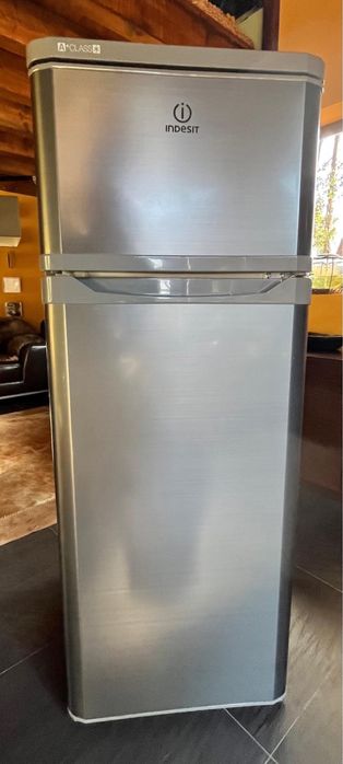 Frigorifico combinado Indesit 206 LT