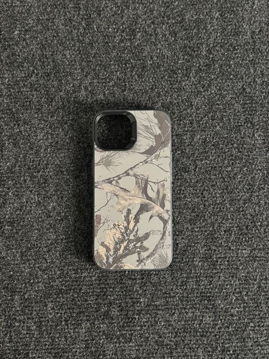 Capa Iphone 15 - Pull & Bear