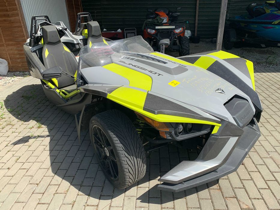 Polaris Slinghshot SLR 2018 2,4