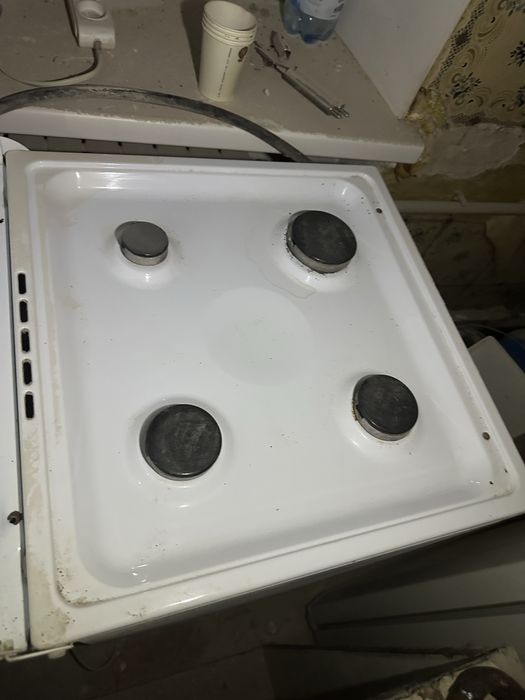 Газовая плита с духовкой Гефест. Торг!!!