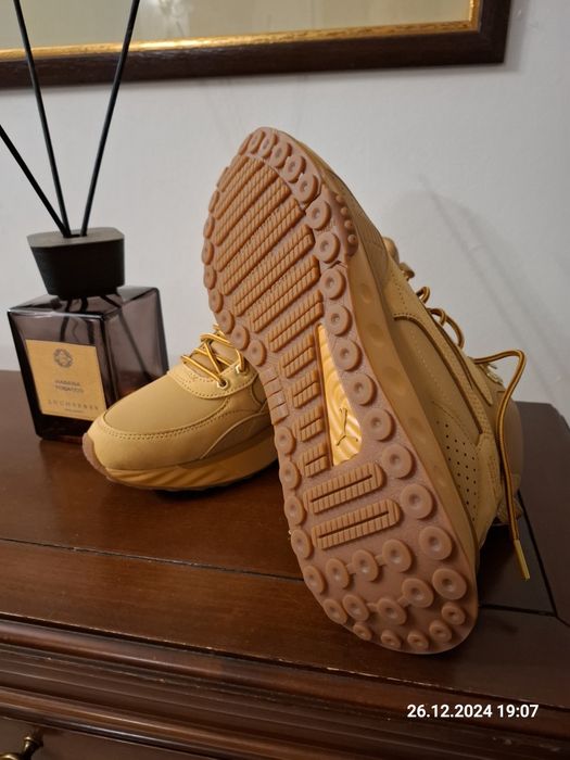 Кросівки зимові Puma, Розмір 43, спортивне взуття.