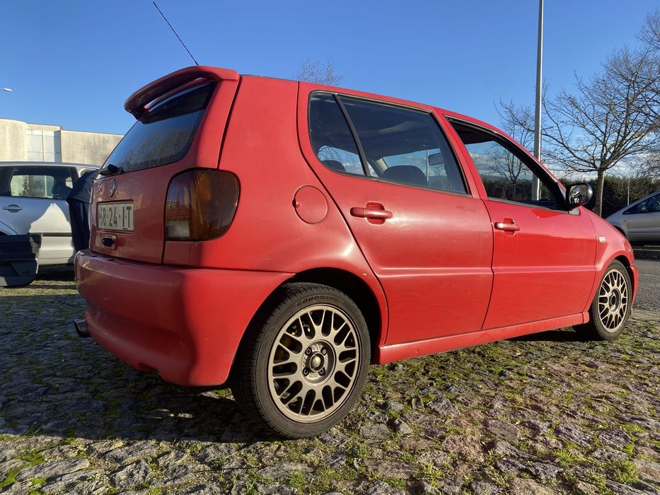 Vendo Volkswagen Polo vermelho