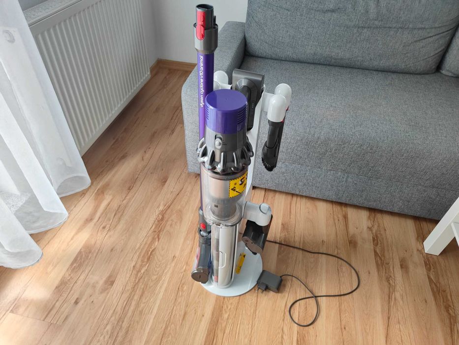 Odkurzacz Dyson V10 Animal+ stacja ładująca dyson odkurzacz bezprzewodowy pionowy dyson v10