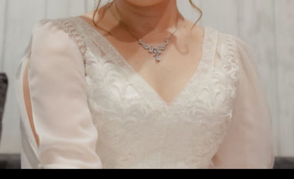 Piękna suknia ślubna