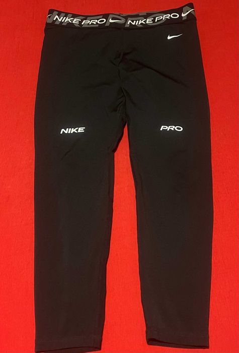Оригінальні лосини легінси тайтси NIKE свіжа колекція M/L в ідеалі
