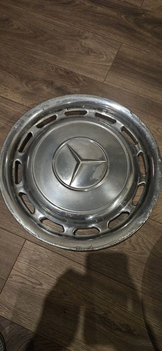 Kołpaki Mercedes 123 3 sztuki