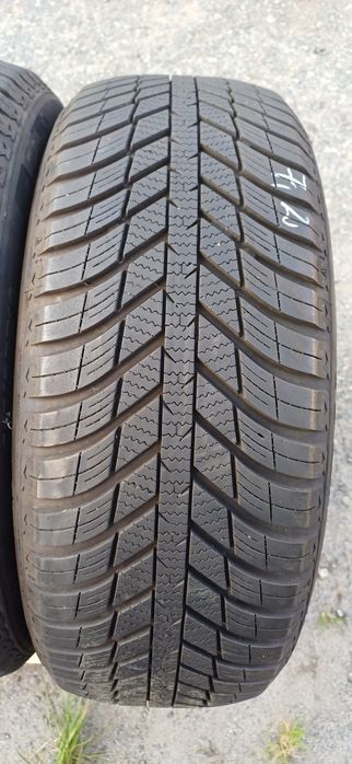 215/55R16 97V NEXEN , dwie używane opony wielosezonowe.