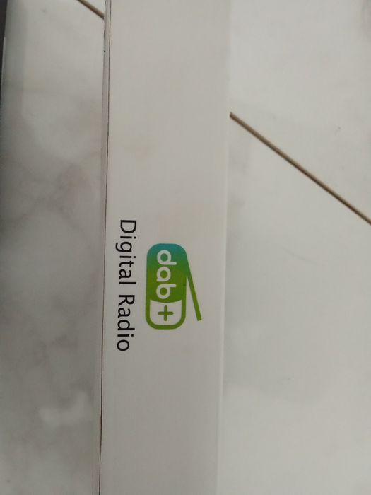 Портативне акумуляторне радіо