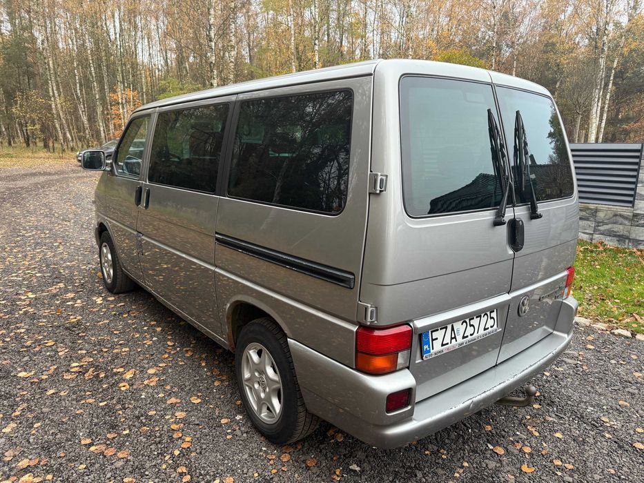 VW T4 CARAVELLE 2.5 TDI 130KM -8 osób, klima, 2x drzwi przesuwne