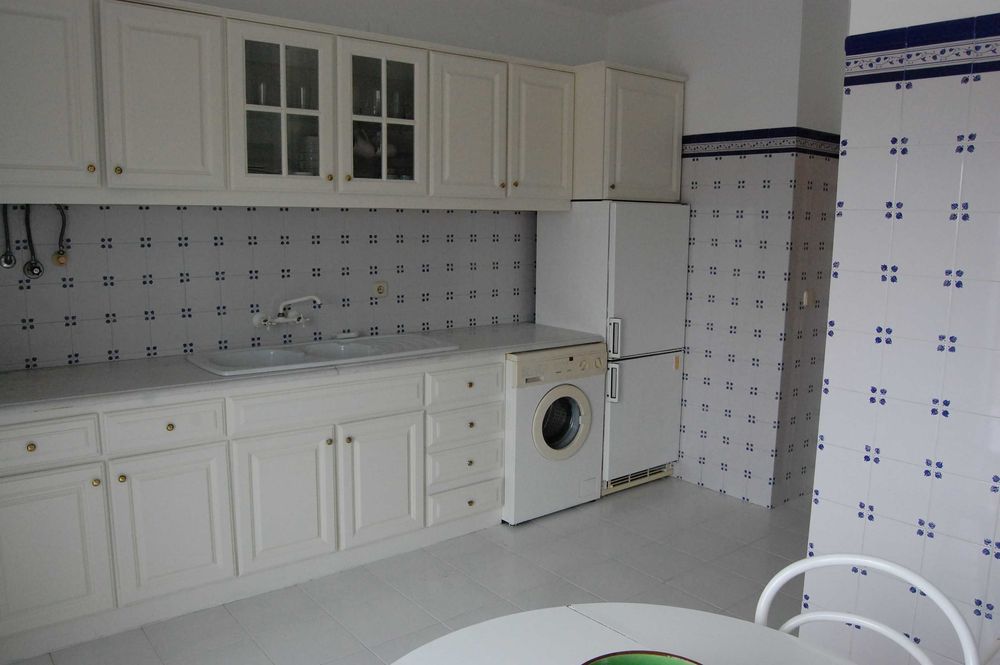 Apartamento para alugar férias - de 4 de Julho a 5 de Setembro