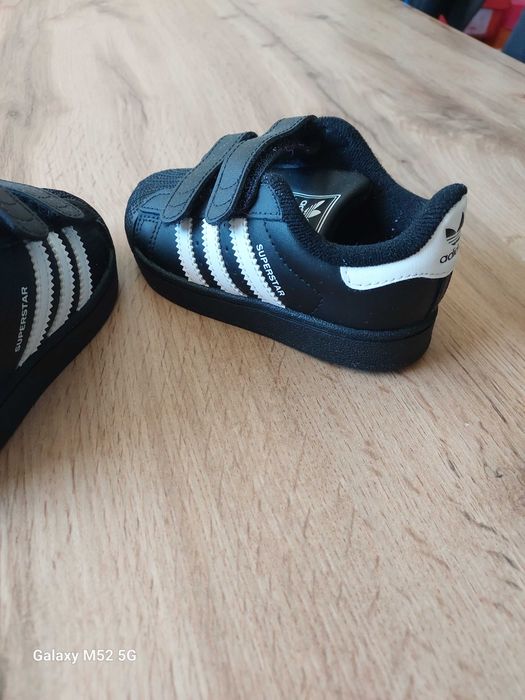 Adidas Superstar 23,5