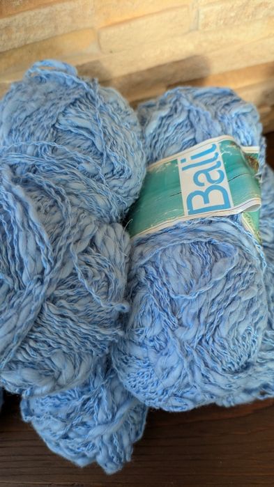 Нитки для в'язання,