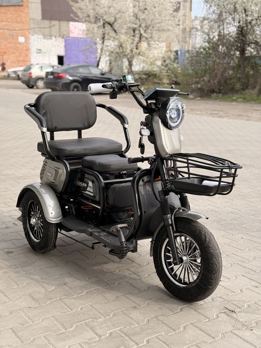 Corso logan rs1200w