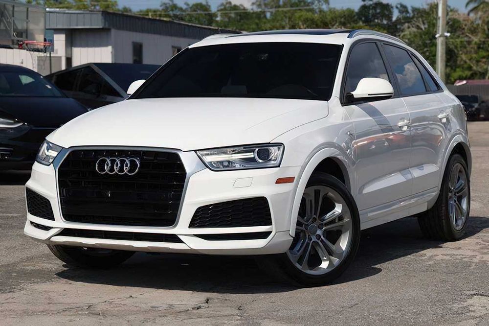 Audi Q3      2018