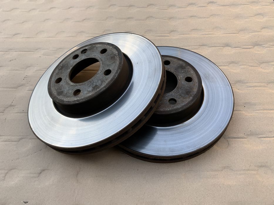 Диск тормозной передней на VITO-VIANO W 639