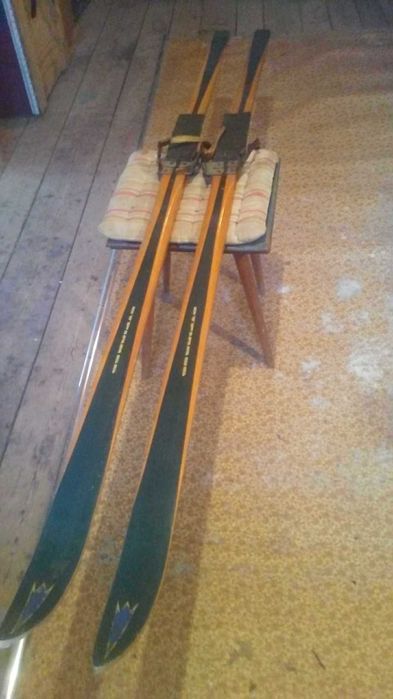 Раритетные лыжи беговые Стрела 66  СССР