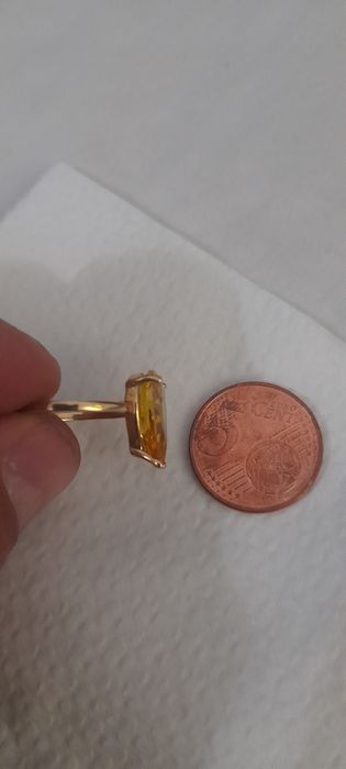 Anel nunca usado tam.13  em prata dourada 925 com pedra.