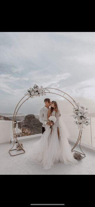 Свадебное платье с прозрачным корсетом.  Звоните, по цене договоримся