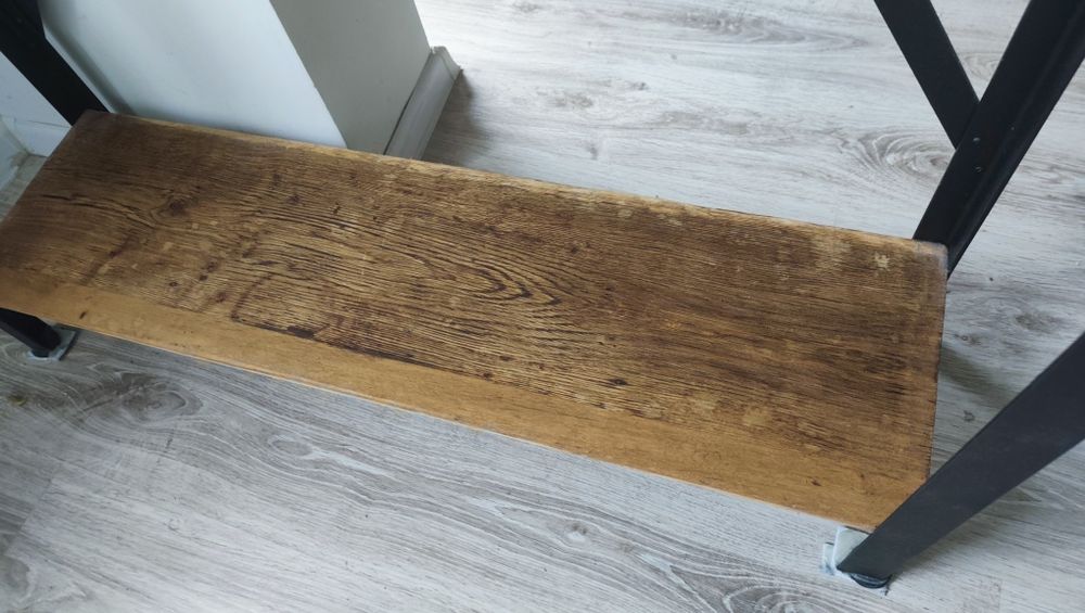 Regał w stylu loftowym