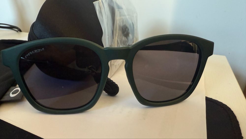 Okulary Oakley Shackle  Prizm  Gray - 100% oryginał