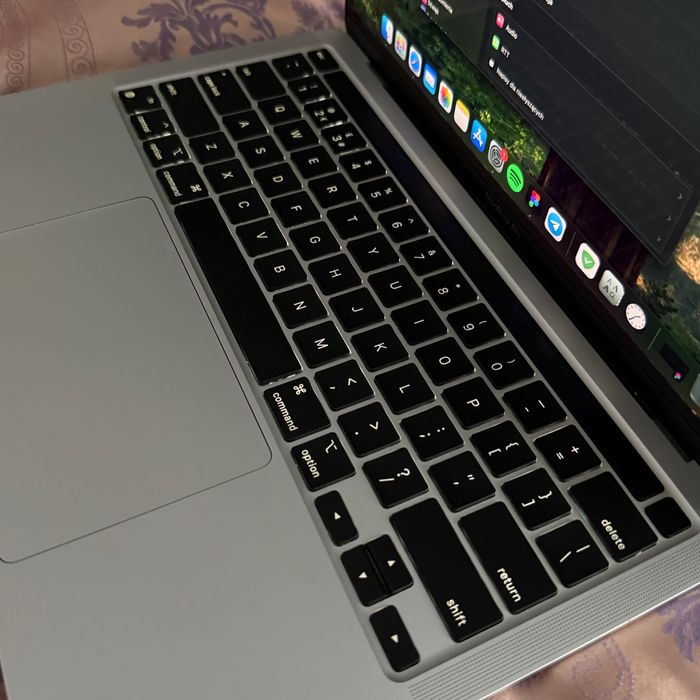 MacBook Pro 13” 2020 M1