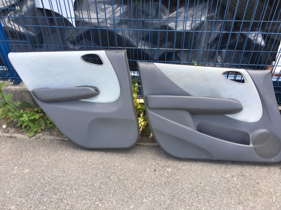 Honda City IV 01-07 Boczek Drzwi Prawy Przód