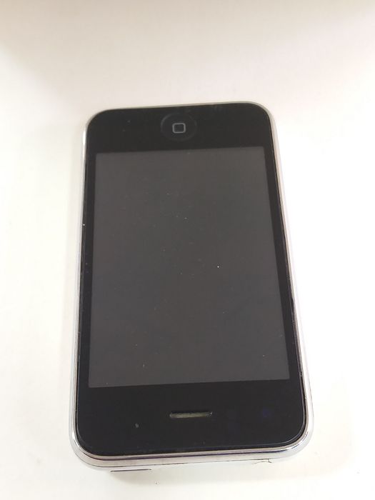 Apple 3 GS 8gb(iPod A1303 Gb)