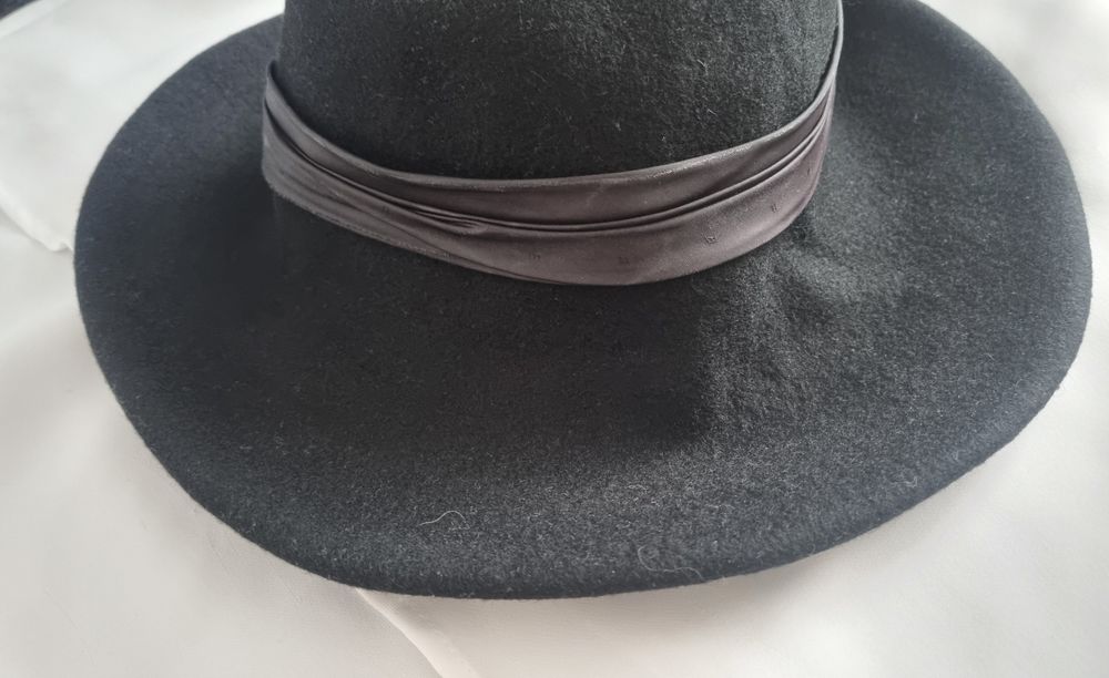 Kapelusz wełniany czarny