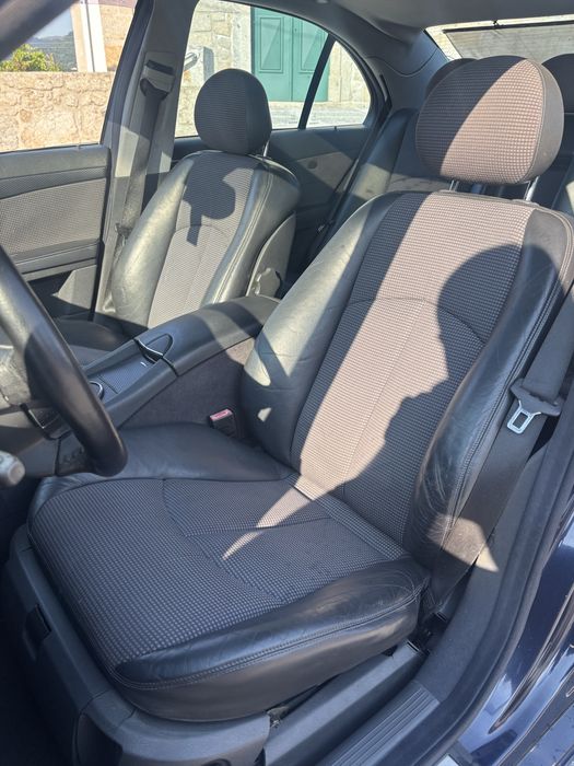 Mercedes-Benz Classe E 270 — fotografia 7