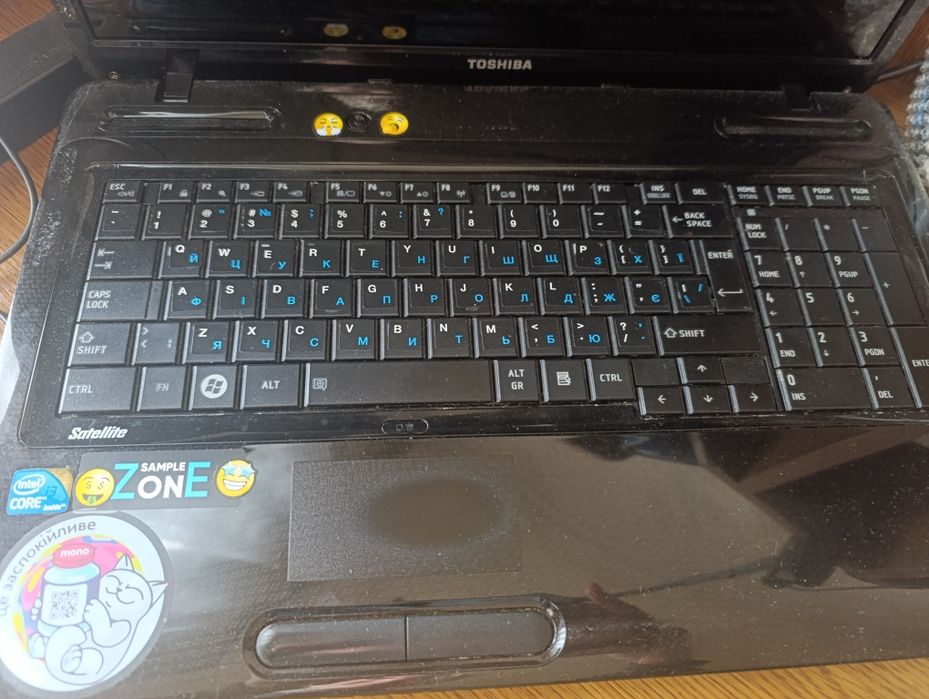 Продам монітор + системний блок + клавіатура + 2 ноутбуки