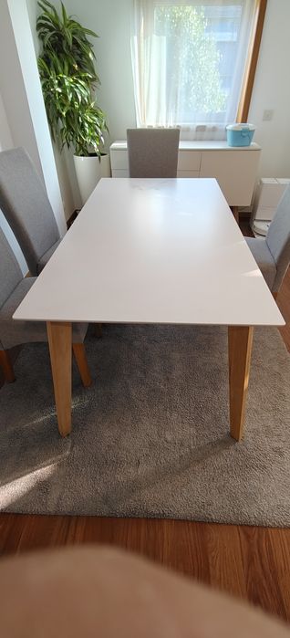 Mesa branca lacado C= 1.90m x L=0.90 m x H=0,75