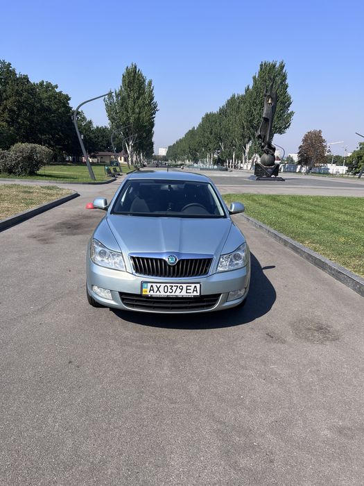 Skoda Octavia 2012 1.8TSI MT