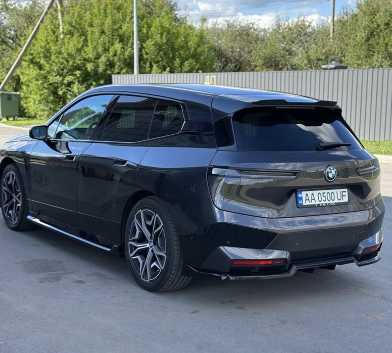 BMW ix40 на гарантії