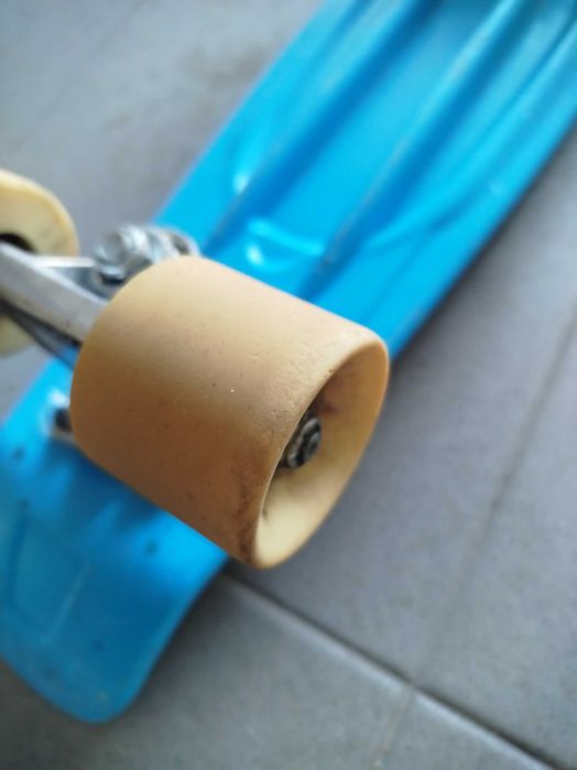 Skate azul pequeno