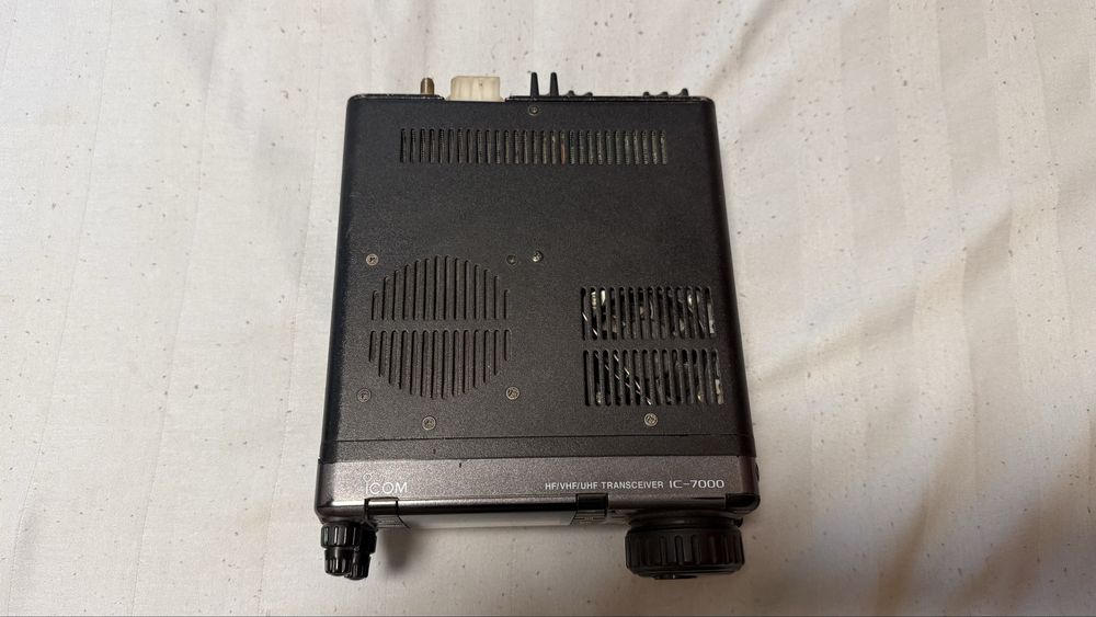 Трансивер Icom IC-7000