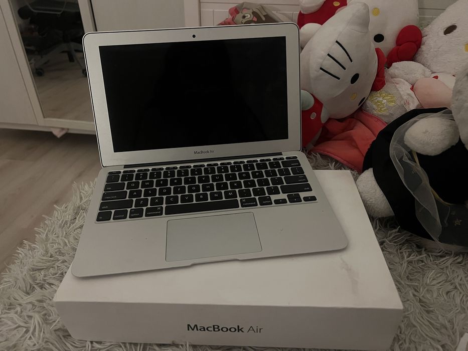 macbook air 2017 rok